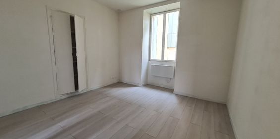 Location Appartement 1 pièce 22m² - Photo 3