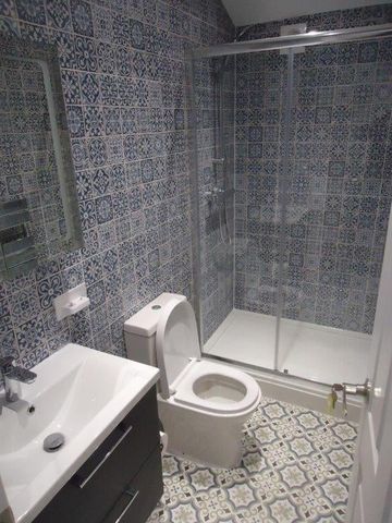 Room in a Shared House, Second Avenue, E12 - Photo 5