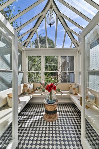 5 bedroom house to rent - Photo 2