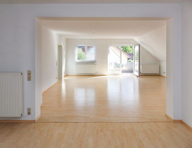 Ihr neues Zuhause mit Wohlfühlfaktor – 4 Zimmer und Balkon im Grünen von Dipperz-Armenhof - Photo 1