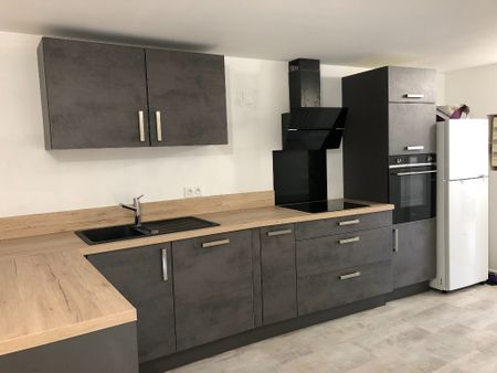 Location Appartement 2 pièces 53m² - Photo 2