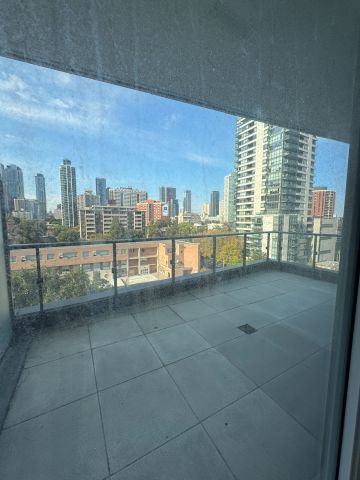 For Lease - 85 Wood Street Unit# 912, Toronto, Ontario - Photo 2