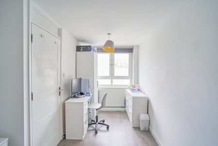 Room in a Shared Flat, Howcroft House, E3 - Photo 4