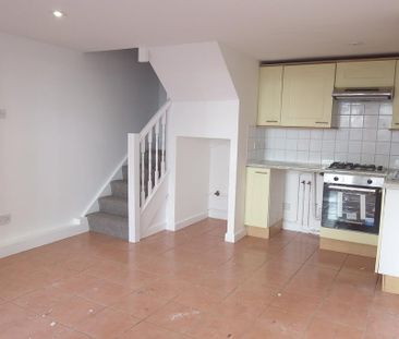 1 bedroom ground floor maisonette to rent - Photo 1