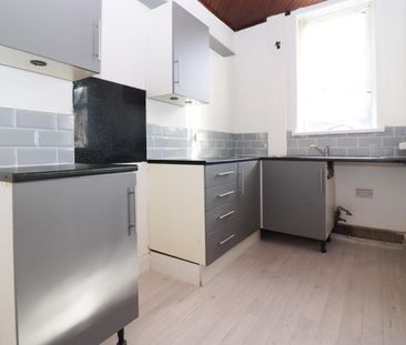 3 bedroom House To Let - Photo 1