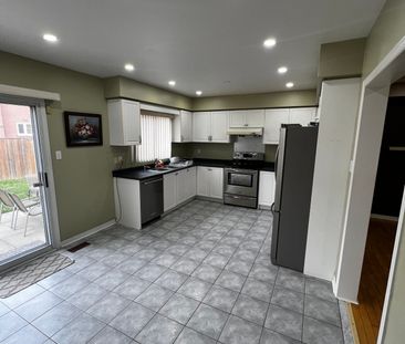 For Lease - 633 Mirage Place, Mississauga, Ontario - Photo 6