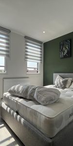 1 bedroom in a house share to rent - Photo 4