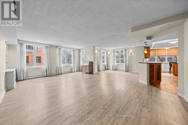 402 - 215 SOMERSET STREET W - Photo 1