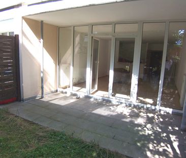 Pulheim! Erdgeschoss! Bildschönes und sonnenhelles 1-Zimmer-Appartement mit Terrasse, Garten und Tiefgaragenstellplatz! (LK 4740) - Foto 4