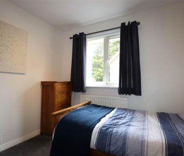 1 Rose Meadows, Lisburn, BT28 2FB - Photo 5