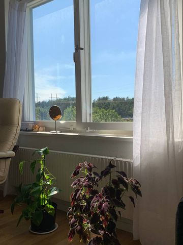 Kvartsekelsgatan, Göteborg - Photo 2