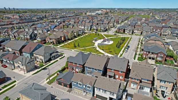 Detached Home For Lease | N9257154 - Photo 1