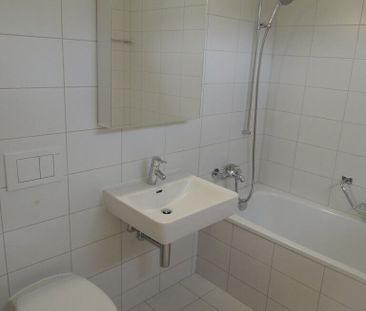 Auf zwei Etagen mit Sitzplatz und Balkon - Foto 3