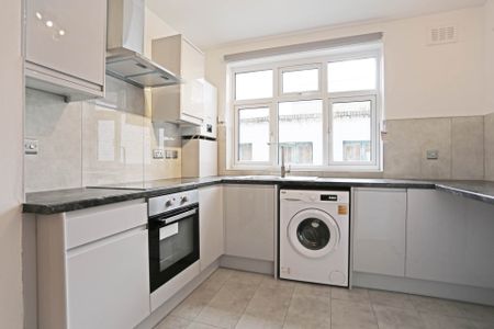 Price £2,000 pcm - Available Now - Part Furnished - Photo 4