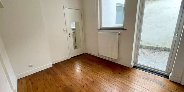 Appartement te huur in Berchem voor € 840 met 1 slaapkamer - Foto 1