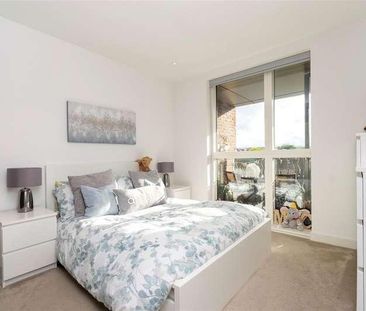 Compass Court, Smithfield Square, Hornsey, N8 - Photo 1