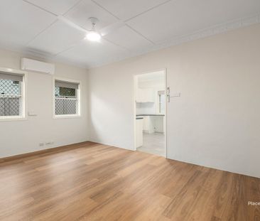 Large Court Yard, Spacious and Private. - Photo 1