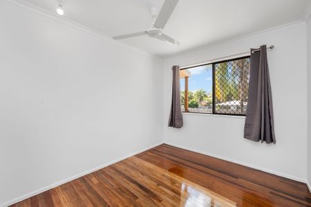 Well Position Highset Home in Kelso - Photo 5