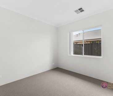 BRAND NEW 5-BEDROOM HOME IN LAKELANDS – MODERN LIVING AT ITS BEST! - Photo 3