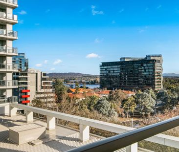 Stunning City Living with Breathtaking Views - Photo 5