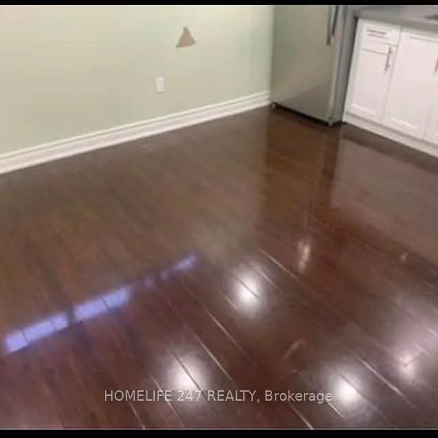 954 MIDLAND AVENUE - Photo 1