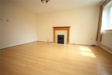 3 bedroom detached house to rent - Photo 2