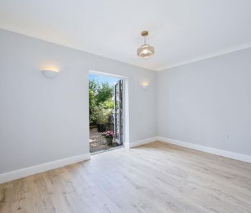 2 bedroom end of terrace house to rent - Photo 6