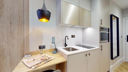 Studio to rent - Photo 5