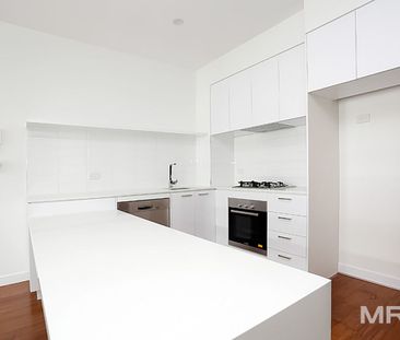 A fabulous designer 2-bedroom apartment - Photo 6