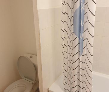 Location Appartement 1 pièce 26m² POITIERS 86000 - Photo 2