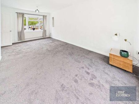 Fielding Close, Llanrumney, Cardiff, CF3 - Photo 2
