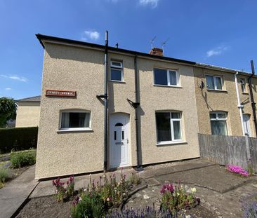 3 bedroom semi-detached house to rent - Photo 5