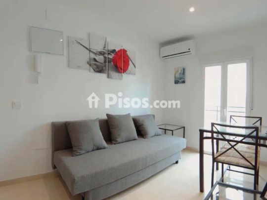 Piso en alquiler en Calle de Antonio Prieto, cerca de Calle de Marina Usera - Photo 1