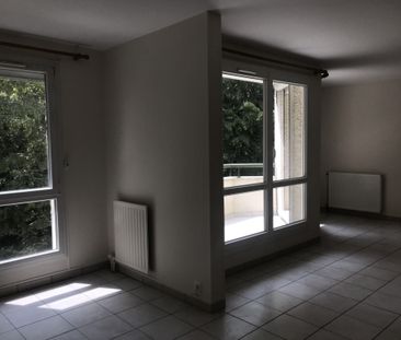 À Évry, appartement en location avec VIRY CHATILLON - PIDF Évry (91... - Photo 1