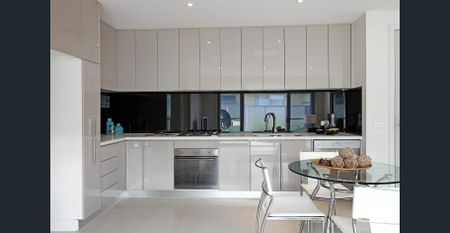 Light-Filled and Spacious! - Photo 5