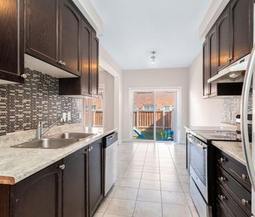 For Lease - 64 Yardley Crescent, Brampton, Ontario - Photo 6