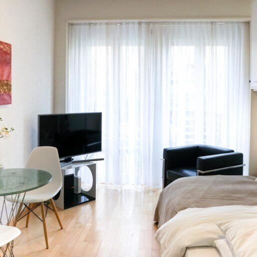1 ZIMMER APARTMENT MIT GARTENSITZPLATZ - Foto 1