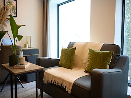Apt 0616, Live Oasis St Albans Place - Photo 3