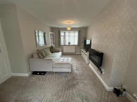 3 bedroom terraced house to rent - Photo 2
