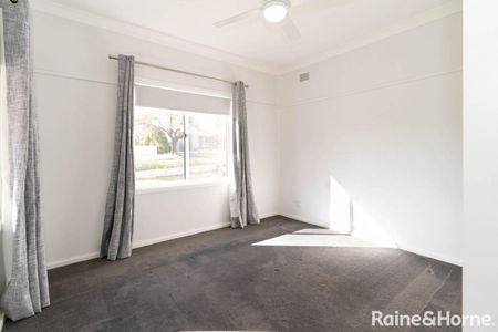 COSY HOME IN MOUNT AUSTIN - Photo 5
