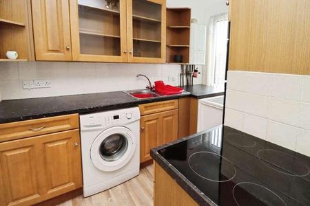 Allport Lane, Bromborough, CH62 - Photo 5