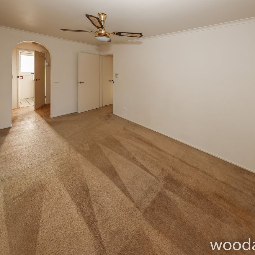 Spacious Family Home - Photo 1