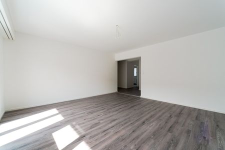 Grosse 4-Zimmerwohnung zu vermieten in Zürich-Oerlikon - Photo 5