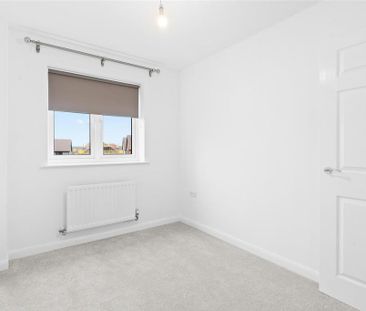 4 bedroom terraced house to rent - Photo 6