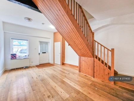 2 bedroom flat to rent - Photo 4