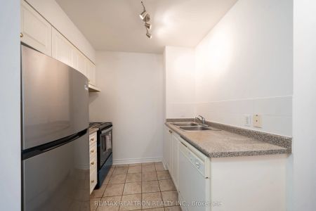 1401 Dupont Street #124 - Photo 3