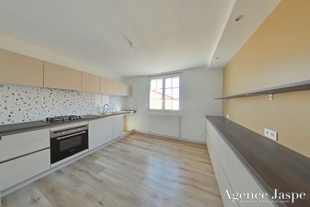 : Appartement 81.00 m² à Saint-Paul-en-Jarez - Photo 2