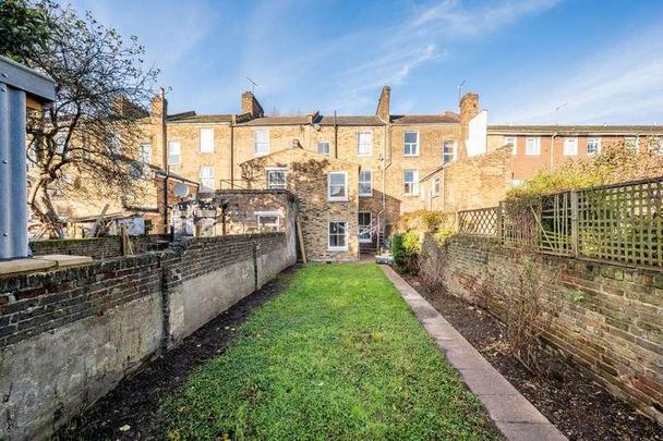 Manse Road, Stoke Newington, N16 - Photo 1