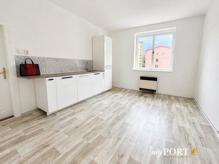 Pronájem bytu 1+kk 43 m² - Photo 2