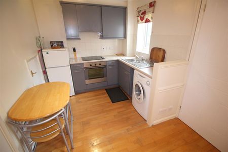 Dakin Close, Maidenbower - Photo 4